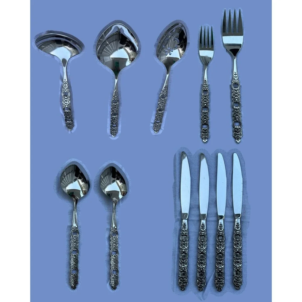 Oneida viola silverware